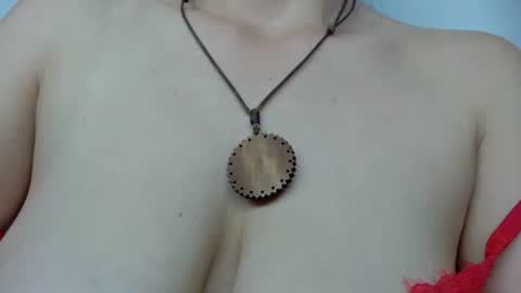 Snapshot of natutalcorps chatting on November 28, 1:25 pm natutalcorps online show from November 28, 1:25 pm