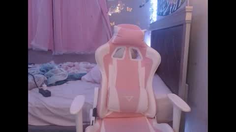 Amara rose online show from March 1, 8:49 am