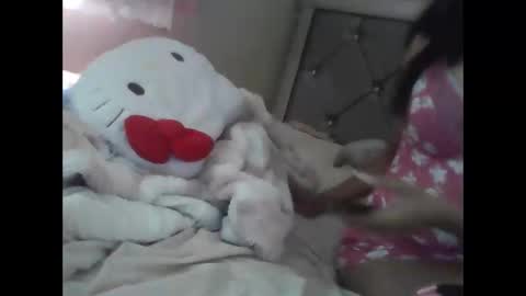 Snapshot of natxurall chatting on April 13, 8:03 pm Amara rose online show from April 13, 8:03 pm