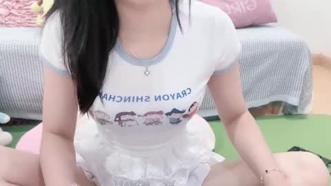 Snapshot of natycutiegirl chatting on October 9, 3:04 am Kiki online show from October 9, 3:04 am
