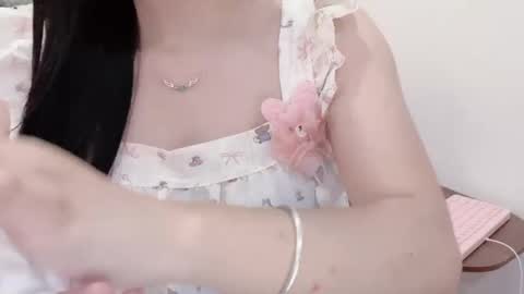 Snapshot of natycutiegirl chatting on June 1, 2:13 am Kiki online show from June 1, 2:13 am