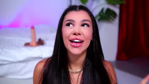 Naty online show from September 24, 7:23 am