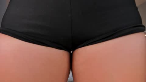 Snapshot of natyferrer chatting on February 26, 5:07 pm Naty Ferrer online show from February 26, 5:07 pm