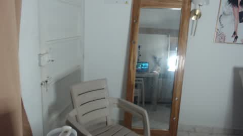 Snapshot of natzumi_mcqueen chatting on July 31, 10:31 pm Stella Mcqueen online show from July 31, 10:31 pm