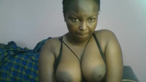 naughti_garlie online show from November 16, 8:31 am