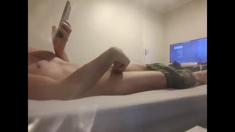 Snapshot of naughtiness90sa chatting on November 11, 5:07 am Nsa 35 online show from November 11, 5:07 am