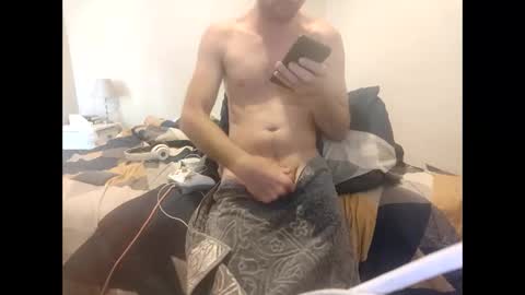 Snapshot of naughtiness90sa chatting on December 3, 10:13 am Nsa 35 online show from December 3, 10:13 am