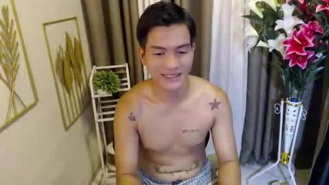 naughty_angelo online show from April 15, 6:09 am