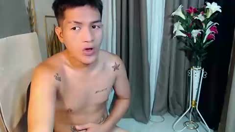 naughty_angelo online show from April 22, 6:31 pm