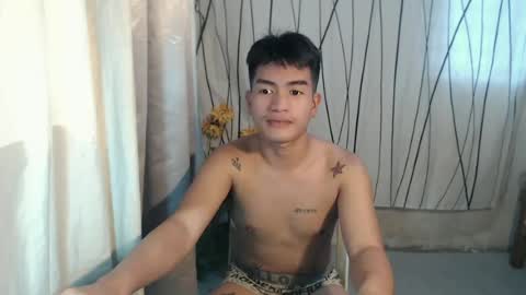 Snapshot of naughty_angelo chatting on June 22, 3:25 am naughty_angelo online show from June 22, 3:25 am