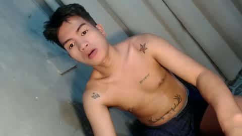 Snapshot of naughty_angelo chatting on June 28, 3:51 pm naughty_angelo online show from June 28, 3:51 pm