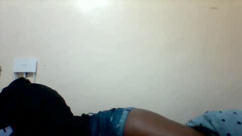 Snapshot of naughty_baddie5 chatting on July 12, 9:33 am candy online show from July 12, 9:33 am