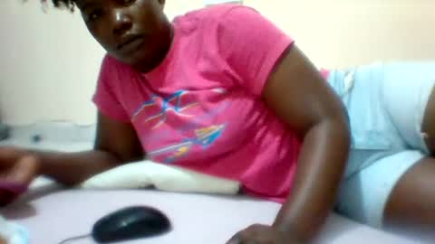 Snapshot of naughty_baddie5 chatting on July 21, 12:51 pm candy online show from July 21, 12:51 pm