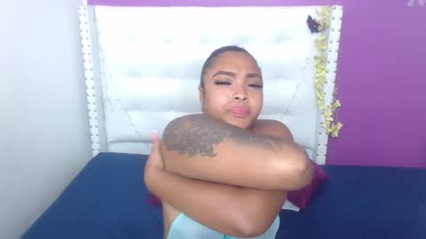 naughty_big_ass18 online show from November 22, 8:41 pm