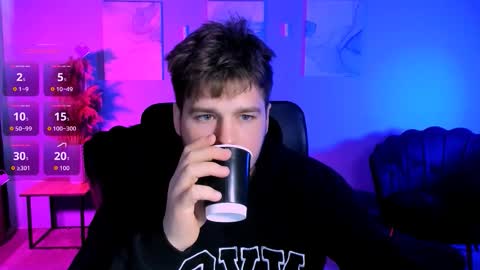 naughty_brandon online show from March 15, 9:59 am