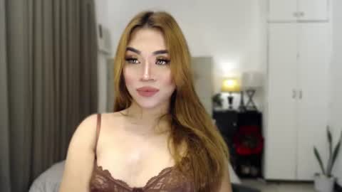 Snapshot of naughty_dreamerxxx chatting on July 28, 4:50 pm Queen Jess online show from July 28, 4:50 pm
