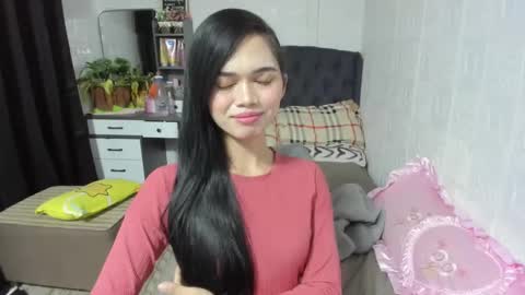 emma online show from March 6, 4:49 pm