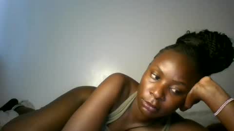 Snapshot of naughty_jee chatting on June 25, 6:07 am jee online show from June 25, 6:07 am