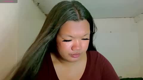 KATE online show from February 5, 1:38 pm