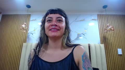 Snapshot of naughty_kittenm chatting on June 24, 11:31 am Kitten online show from June 24, 11:31 am