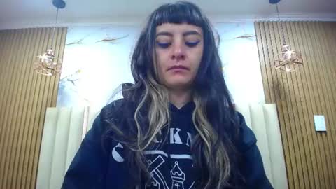 Snapshot of naughty_kittenm chatting on June 29, 11:32 am Kitten online show from June 29, 11:32 am
