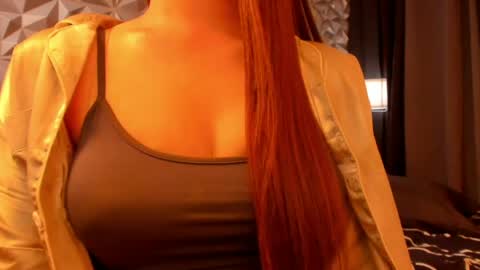 LEXY online show from April 17, 5:49 pm