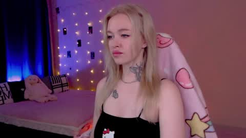 Mable online show from June 12, 11:46 pm