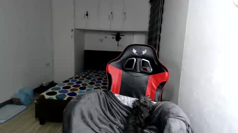 Snapshot of naughty_mariaxx chatting on November 17, 11:49 am Maria online show from November 17, 11:49 am