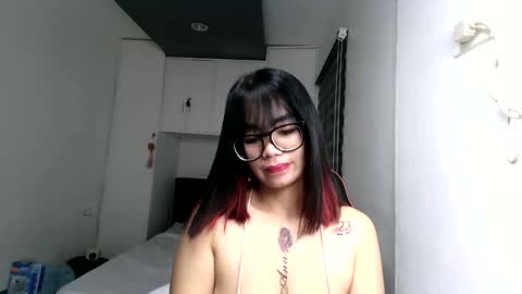 Snapshot of naughty_mariaxx chatting on November 19, 10:59 am Maria online show from November 19, 10:59 am
