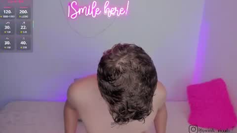 Snapshot of naughty_twink_ chatting on June 13, 5:00 pm Noah online show from June 13, 5:00 pm
