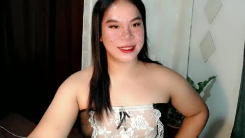 Snapshot of naughty_vies chatting on July 5, 7:59 am Davies online show from July 5, 7:59 am