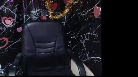 Snapshot of naughty_xxbunny chatting on January 8, 4:55 am beauty online show from January 8, 4:55 am