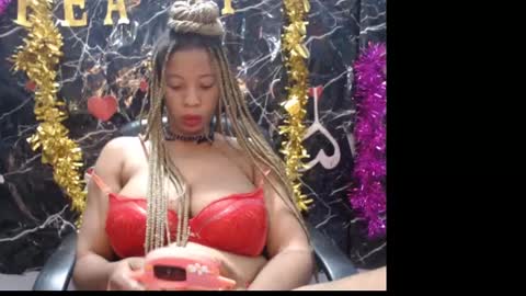 Snapshot of naughty_xxbunny chatting on February 3, 6:56 am beauty online show from February 3, 6:56 am