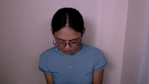 NaughtyAurora online show from May 6, 12:41 am