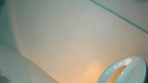 Snapshot of naughtybynight28 chatting on May 22, 1:28 pm naughtybynight28 online show from May 22, 1:28 pm