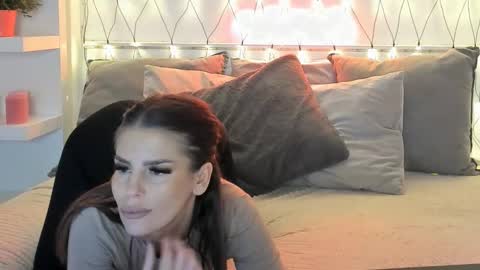 Cassy online show from February 16, 4:21 pm