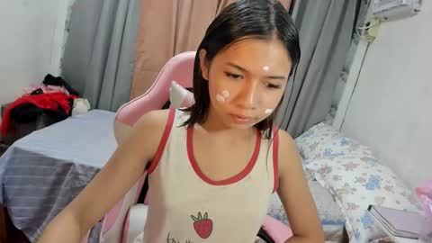 naughtychen18 online show from November 18, 10:41 am