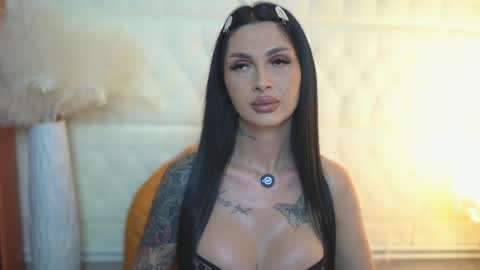 Snapshot of naughtycleo chatting on May 7, 2:50 am cleo online show from May 7, 2:50 am