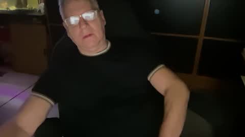 Snapshot of naughtydaddyla chatting on February 11, 4:11 am naughtydaddyla online show from February 11, 4:11 am