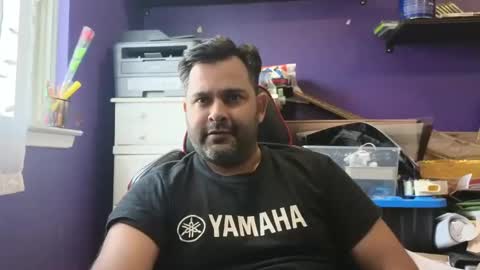 sakhtlaundaz online show from March 12, 7:59 pm