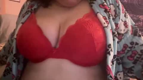 Snapshot of naughtygirl637100 chatting on November 25, 1:33 pm Naughty Girl online show from November 25, 1:33 pm