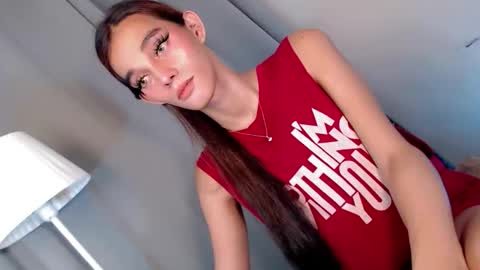 Snapshot of naughtygirlintown chatting on December 14, 4:18 am Mariella online show from December 14, 4:18 am