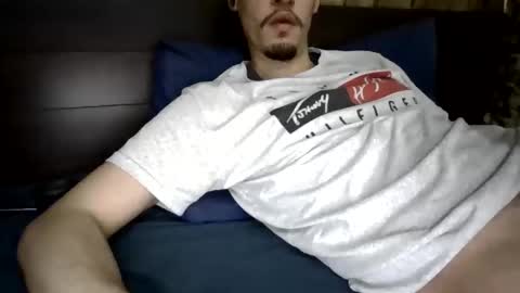 naughtyguy556677 online show from April 21, 12:56 am