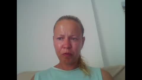 naughtyjennyblondeuk online show from June 4, 4:46 pm
