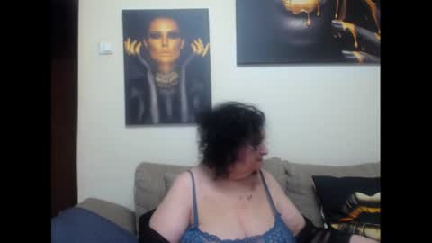 korin online show from June 18, 5:28 pm