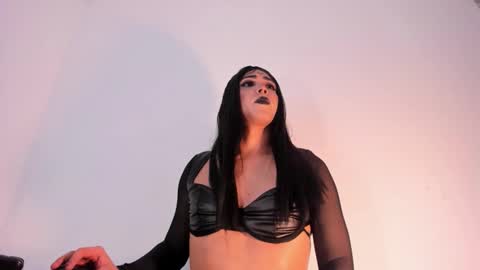 naughtylizeth online show from February 22, 8:46 am