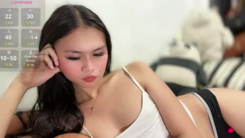 Snapshot of naughtymira888 chatting on May 24, 10:48 pm your girlfriend mira online show from May 24, 10:48 pm