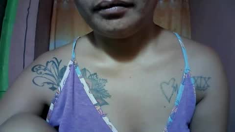 naughtymom_33 online show from November 28, 11:18 pm