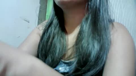 naughtymom_33 online show from February 13, 11:01 pm