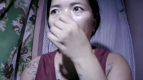 naughtymom_33 online show from May 9, 9:31 pm